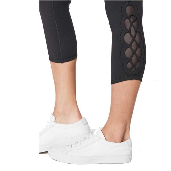 Lululemon Women's Tied To It Crop 21" Black - Picture 4 of 4